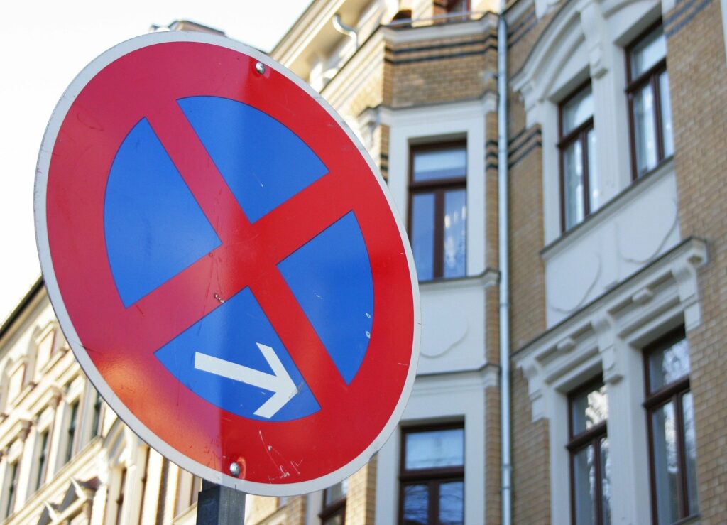 alt= "Halteverbotszone"